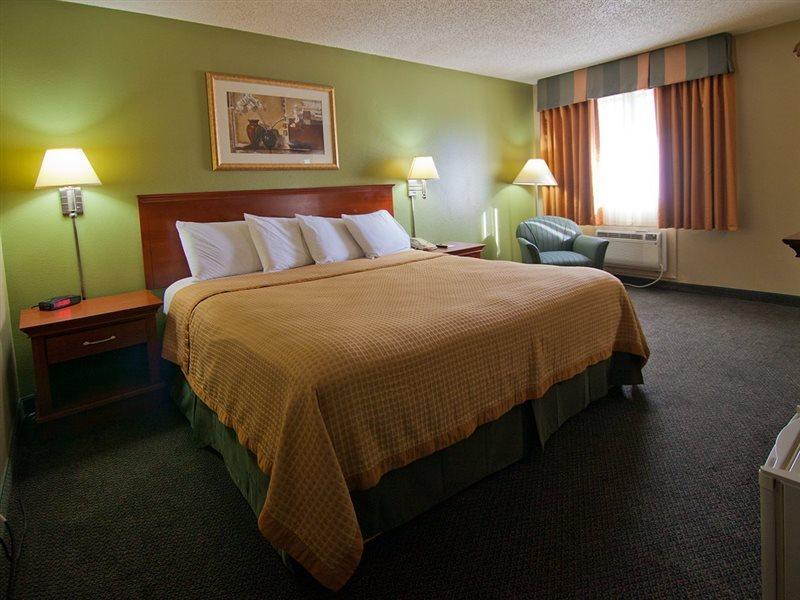 Super 8 By Wyndham Panama City Bagian luar foto