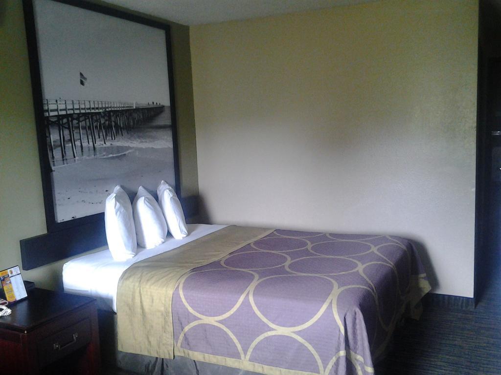 Super 8 By Wyndham Panama City Bagian luar foto