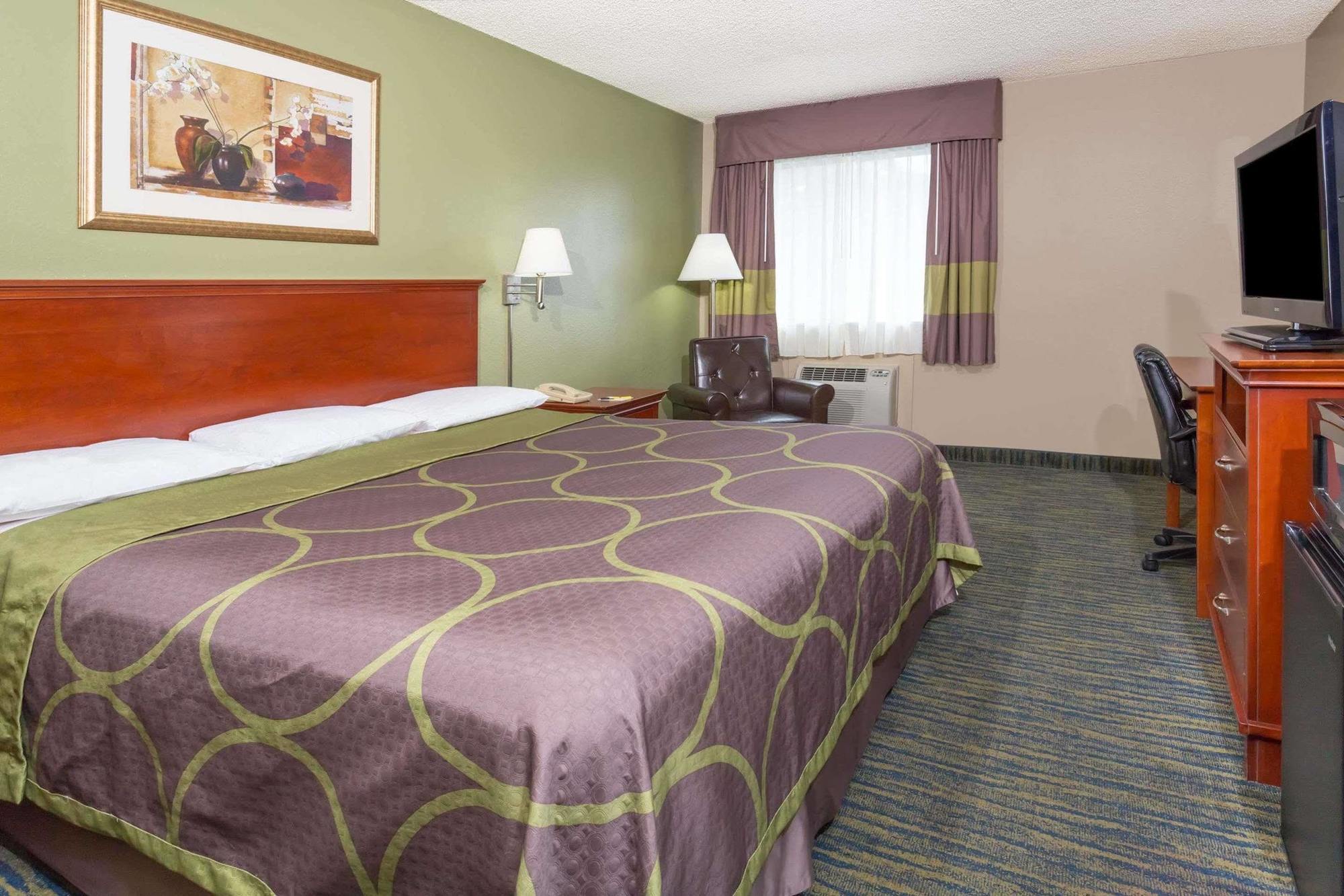 Super 8 By Wyndham Panama City Bagian luar foto
