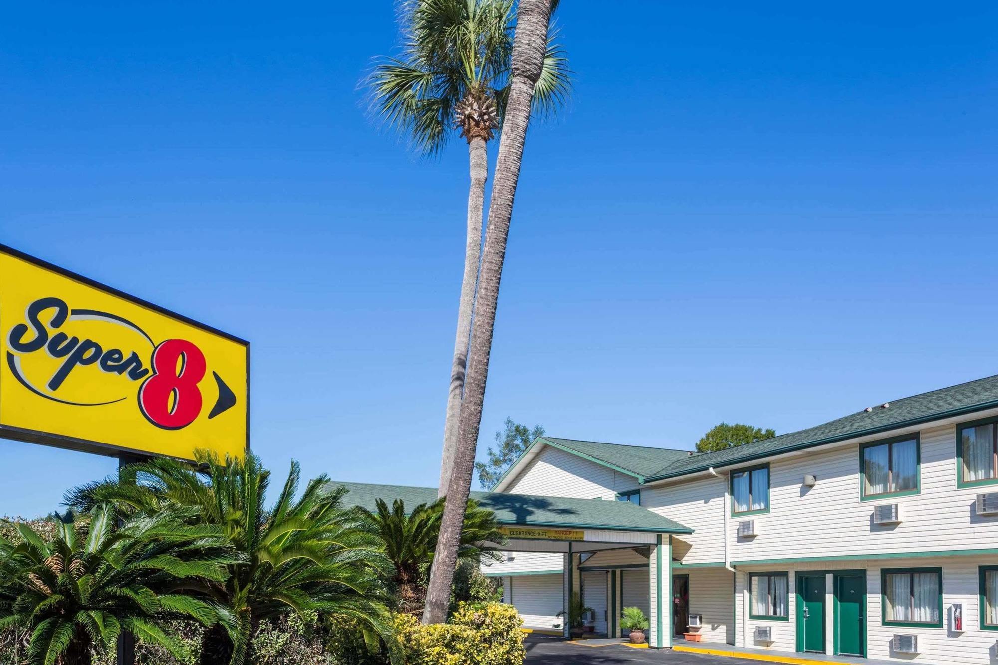 Super 8 By Wyndham Panama City Bagian luar foto