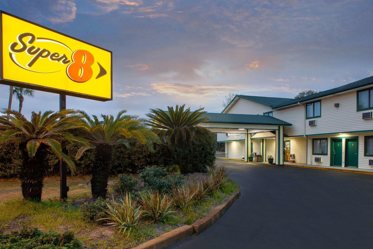 Super 8 By Wyndham Panama City Bagian luar foto